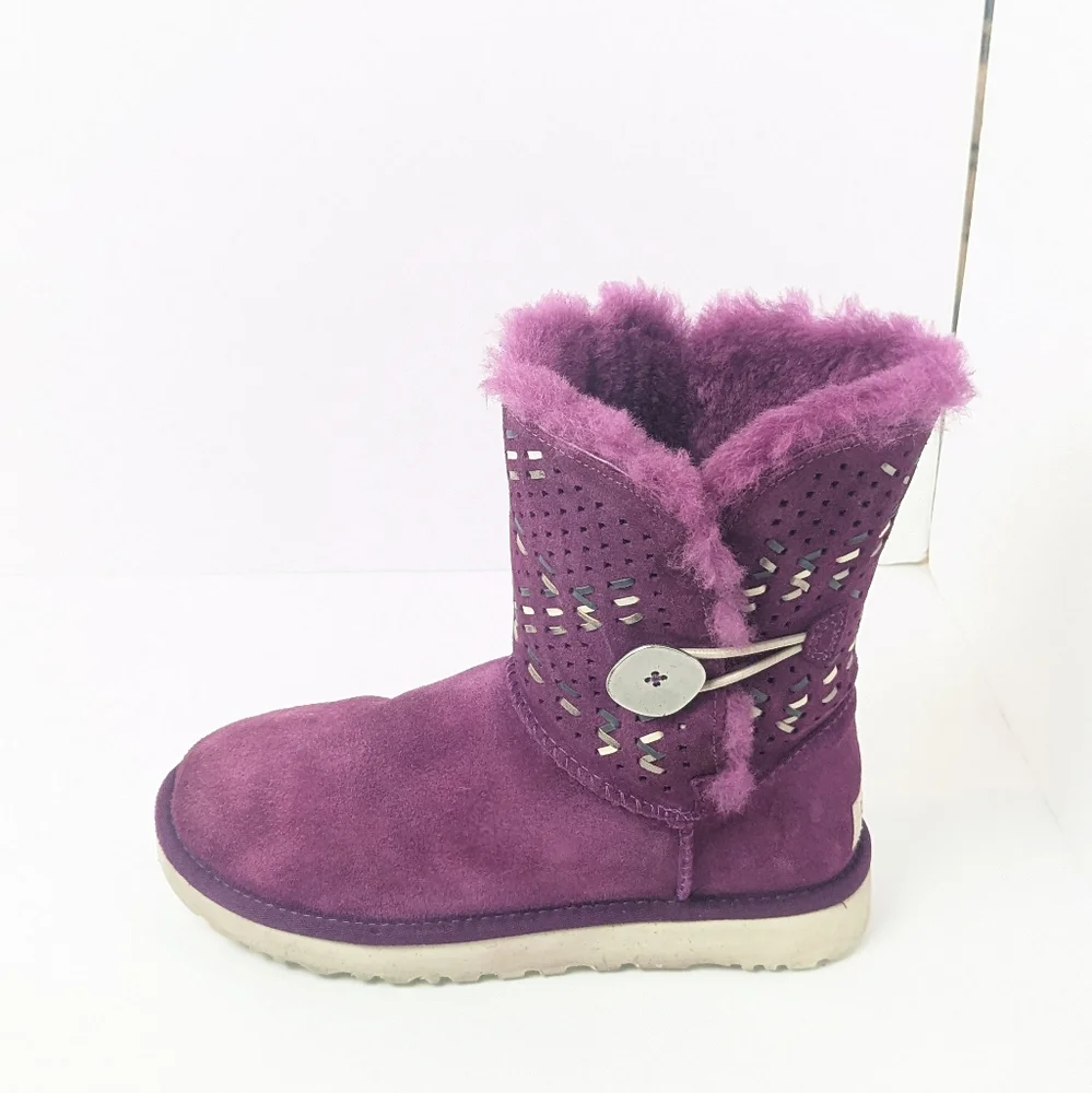 UGG Bailey Button Tehuano Boots - Picture 9 of 16